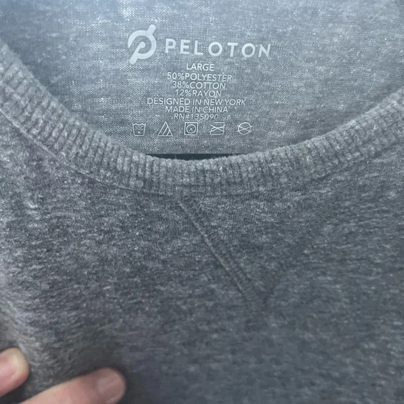 Peloton Heather Grey Long Sleeve Crewneck Sweater With Logo Size Large - Picture 4 of 4